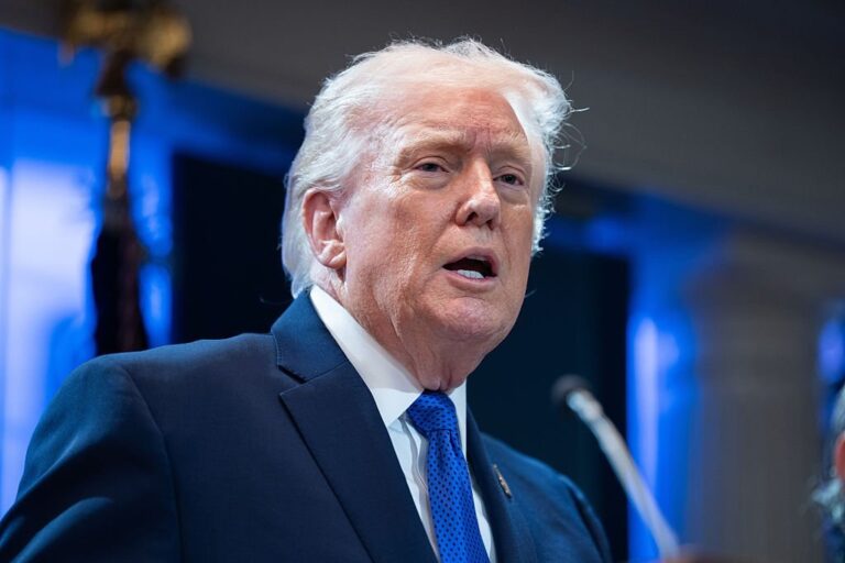 SUA își reorientează atenția: Donald Trump pune Iranul pe primul loc în agenda SUA, nu Ucraina