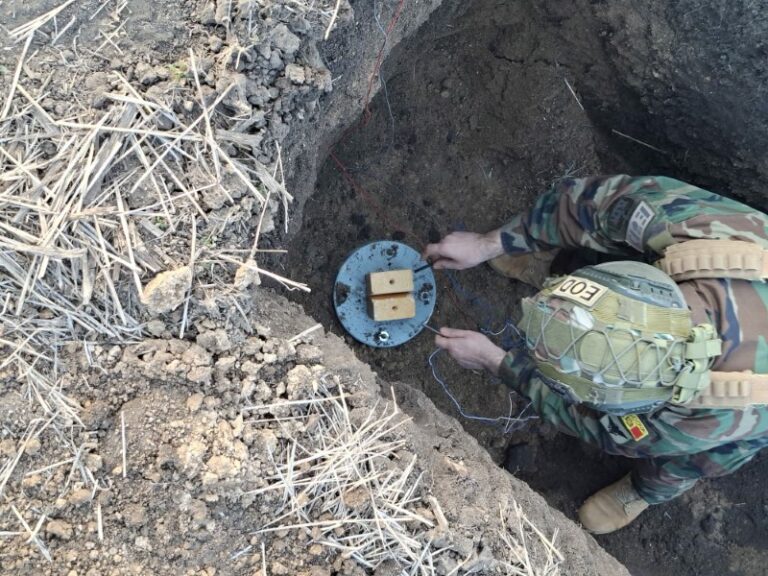 Geniștii Armatei Naționale au distrus 13 obiecte explozive în luna martie: misiuni în mai multe raioane