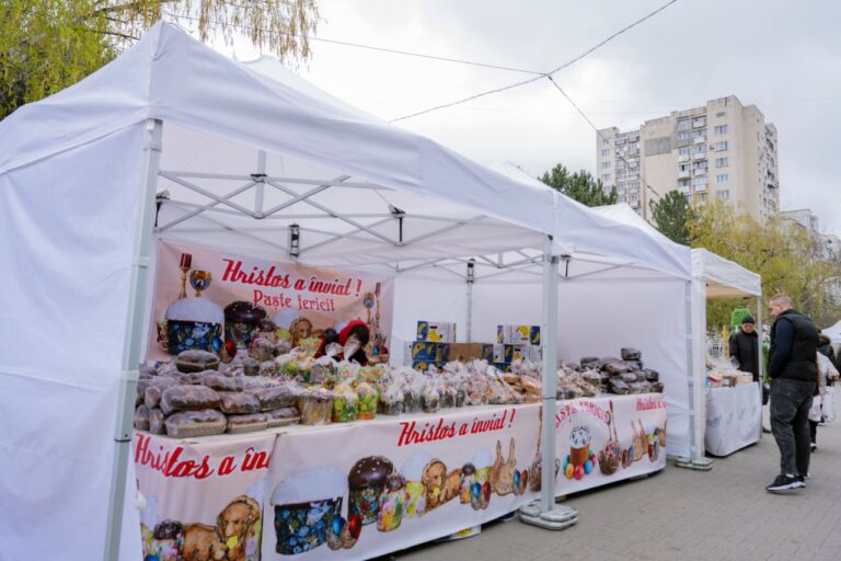 Se deschide Târgul Pascal din Scuarul Catedralei Mitropolitane „Nașterea Domnului”
