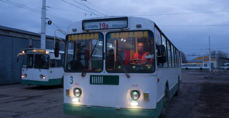 Transportul public din regiunea transnistreană se scumpește. Ce preț urmează să plătească călătorii