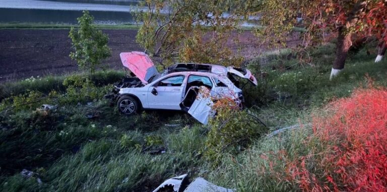 Grav accident în raionul Hâncești. Un tânăr de 21 de ani a murit