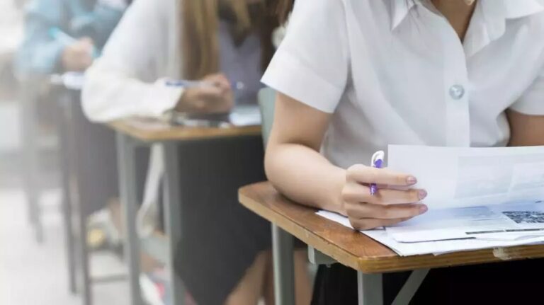 Ministerul Educației înăsprește controlul la examenele de gimnaziu din acest an