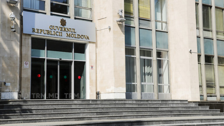 Guvernul aprobă un nou împrumut de 218 milioane de euro de la BIRD