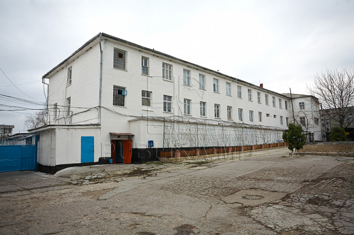 Focuri de armă la Penitenciarul Brănești! Un fost condamnat a încercat să pătrundă cu forța