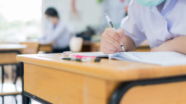Cine sunt cei patru elevi care susțin doar o probă la sesiunea de BAC 2026