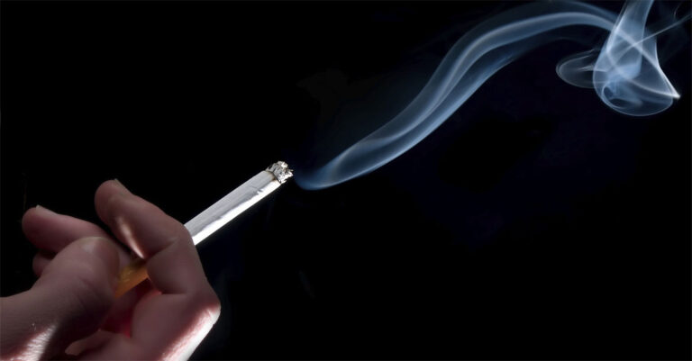 Noile reguli pentru fumtori au intrat în vigoare astăzi, 24 iunie