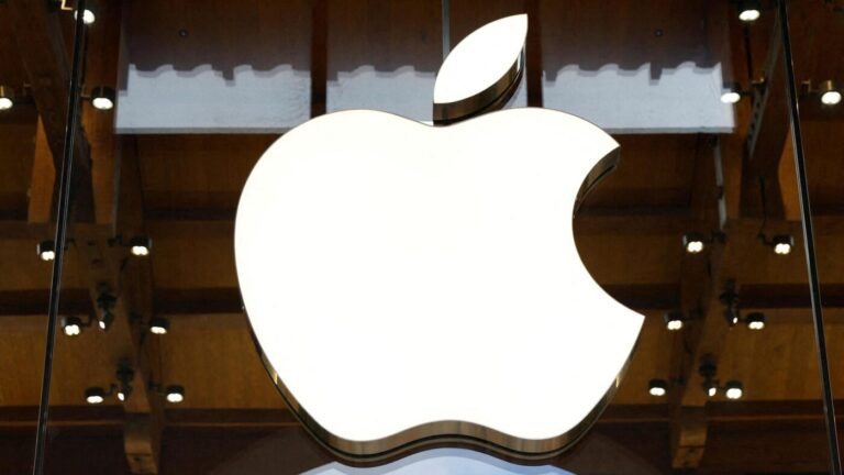 Apple va începe să ofere iPhone-uri în regim de închiriere