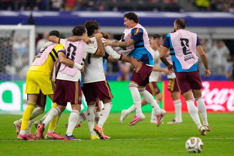 „Furia Roja”, la un pas de un nou titlu mondial după victoria cu Franța