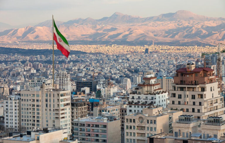 O nouă amenințare pentru transportul mondial de petrol: Bab el-Mandeb, în vizorul Iranului