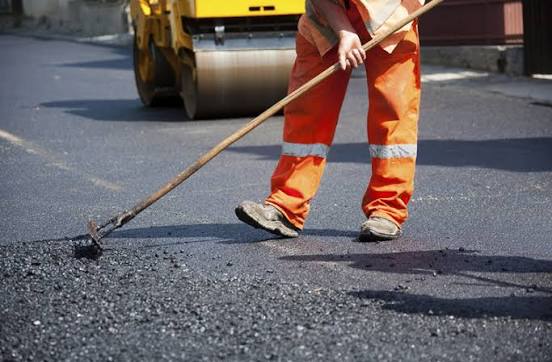 Bucurie pentru locuitorii din sectorul Râșcani! Lucrările pe strada Florilor aproape finalizate