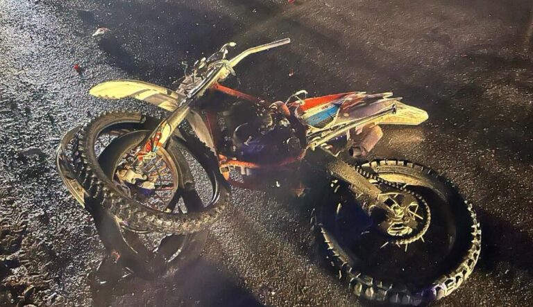 Grav accident rutier în satul Cornova. Un motociclist fără permis a decedat pe loc