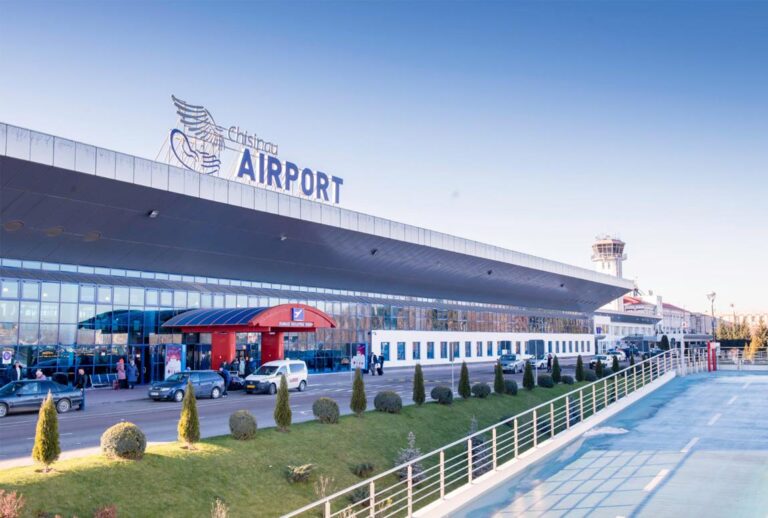 Traficul aerian a crescut cu 12,6% în august. Care sunt TOP 5 cele mai solicitate destinații din ultima lună de vară