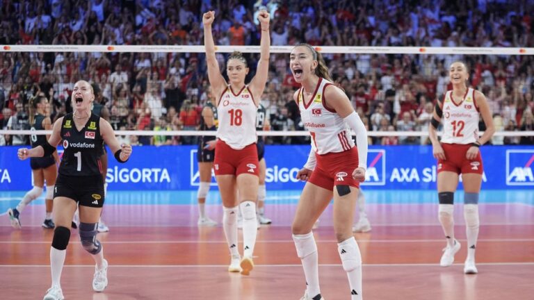 (video) A fost stabilită regina voleiului feminin european. Țara a învins marea favorită Italia cu 3:2
