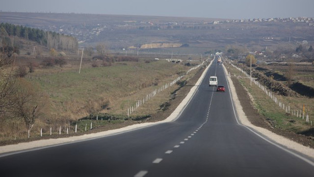 Drumul național M1 Leușeni-Chișinău intră în reparație. Două poduri, ecoducte și pasaj pentru tractoare vor fi construite