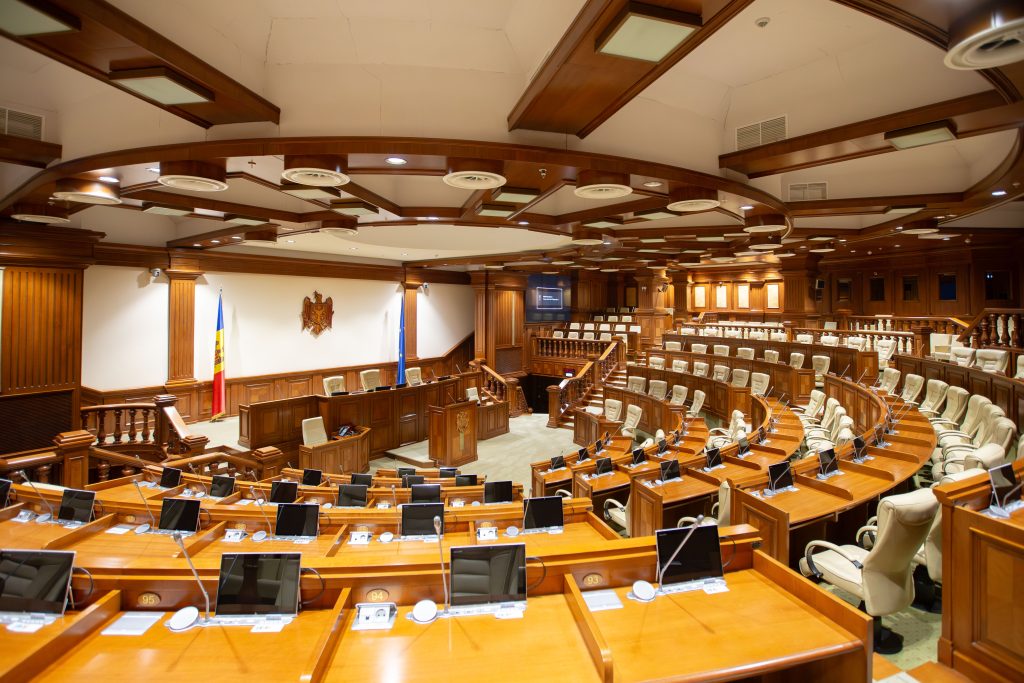 Comisia de la Veneția cere garanții mai clare pentru drepturile deputaților și ale opoziției