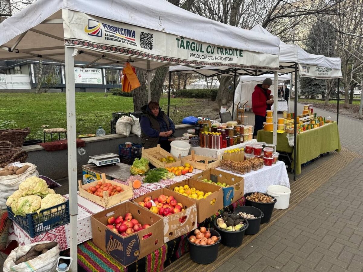 Produse autohtone direct de la producători. Târguri cu mărfuri locale la Buiucani, Centru și Ciocana