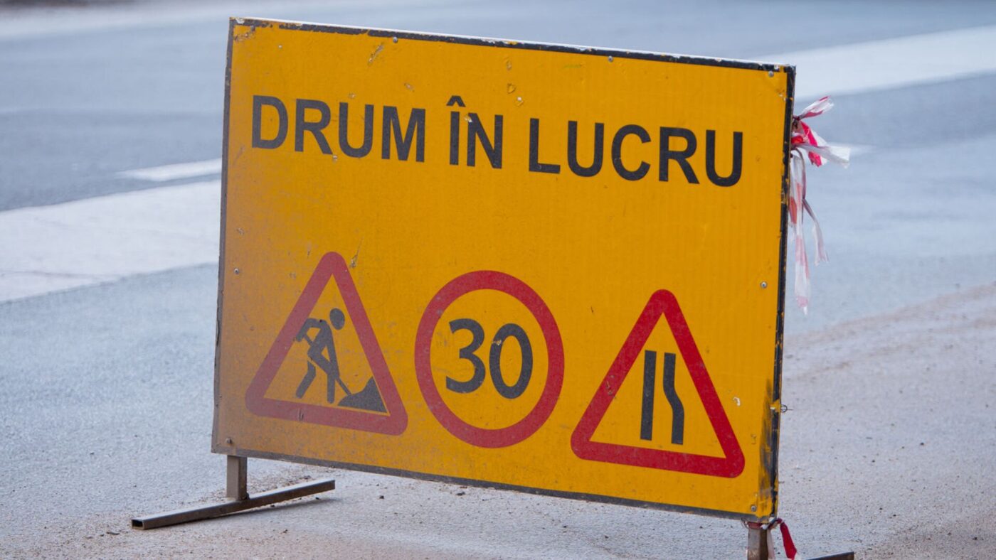 Restricții de circulație pe străzile Columna, Henri Coandă și Calea Orheiului. Șoferii rugați să evite arterele